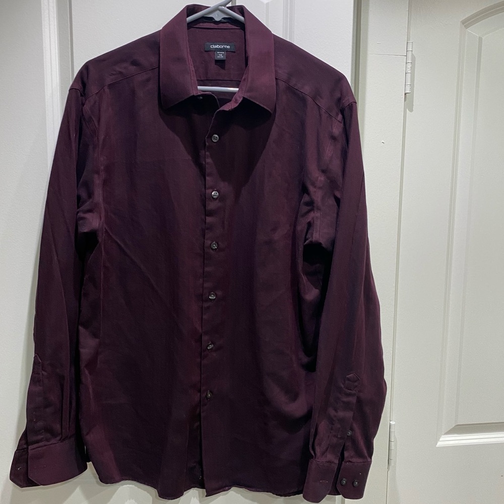 Used men’s Claiborne dress shirt